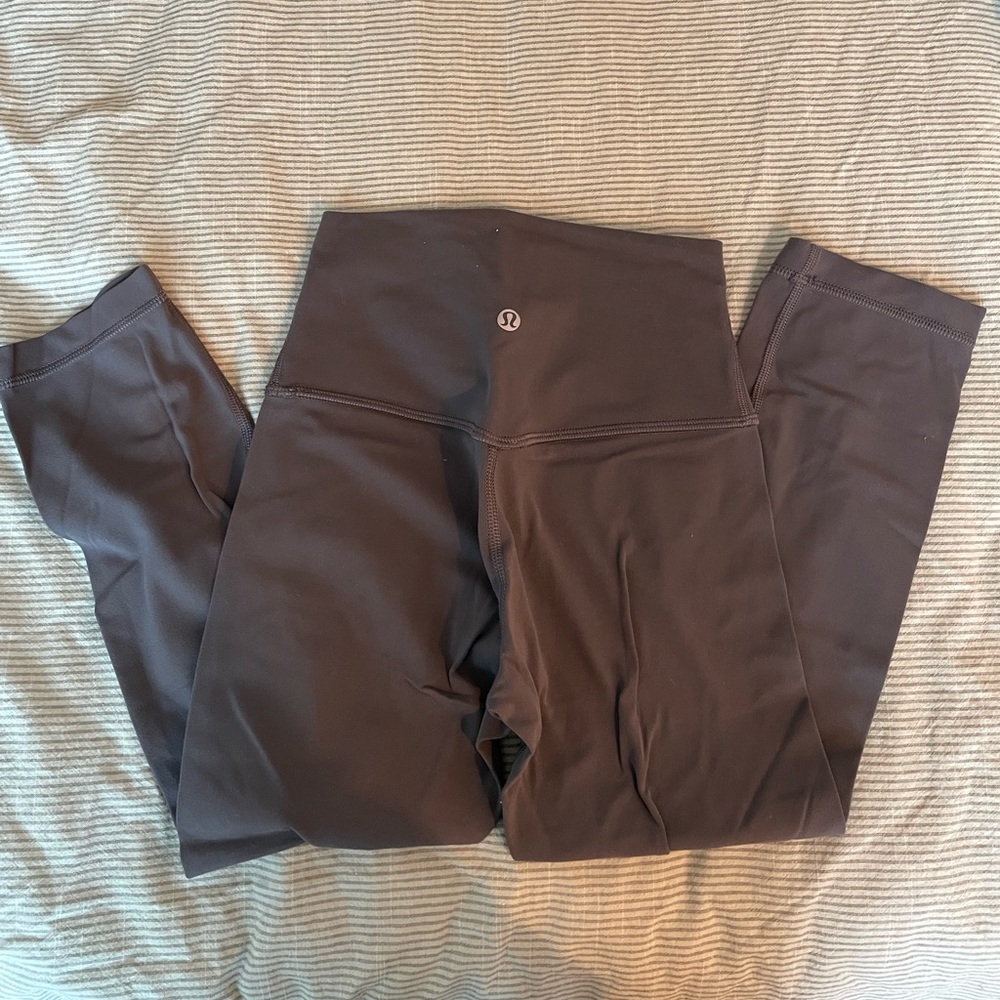 Very lightly used cropped lulu lemon aligns